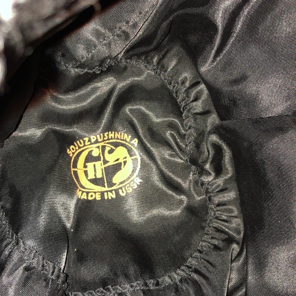 Winter hat - Picture 5 of 6